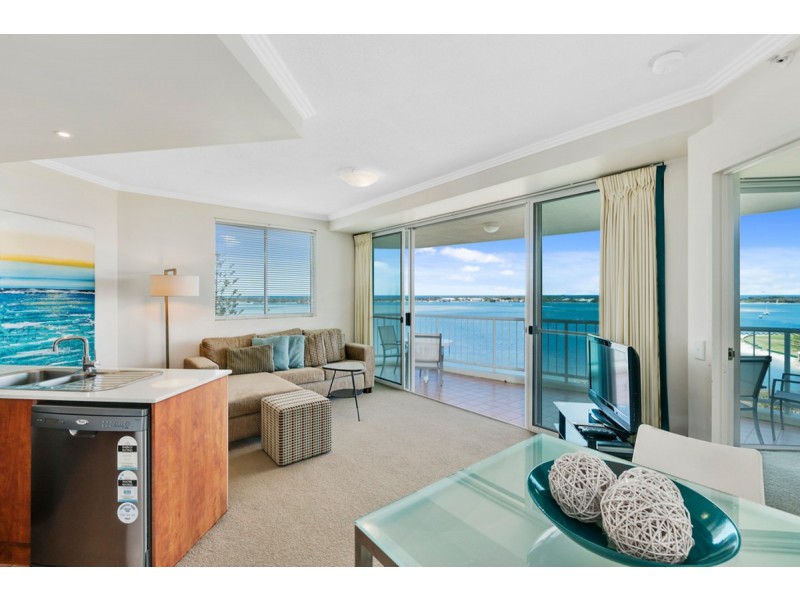 1007/182-192 Marine Parade, Labrador QLD 4215