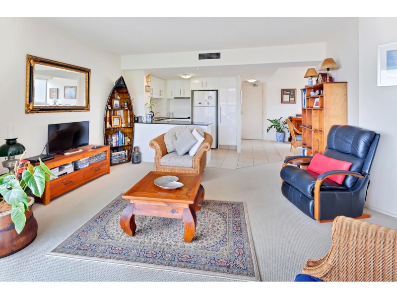 4/242-244 Marine Parade, Labrador QLD 4215