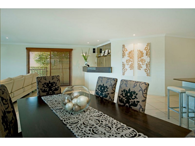 5 Seabreeze Street, Paradise Point QLD 4216