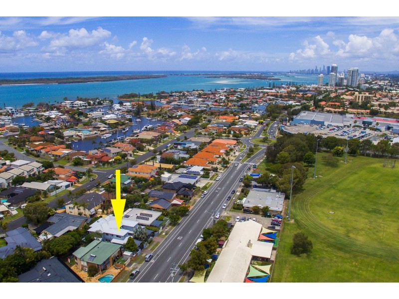 1/151 Bayview Street, Runaway Bay QLD 4216