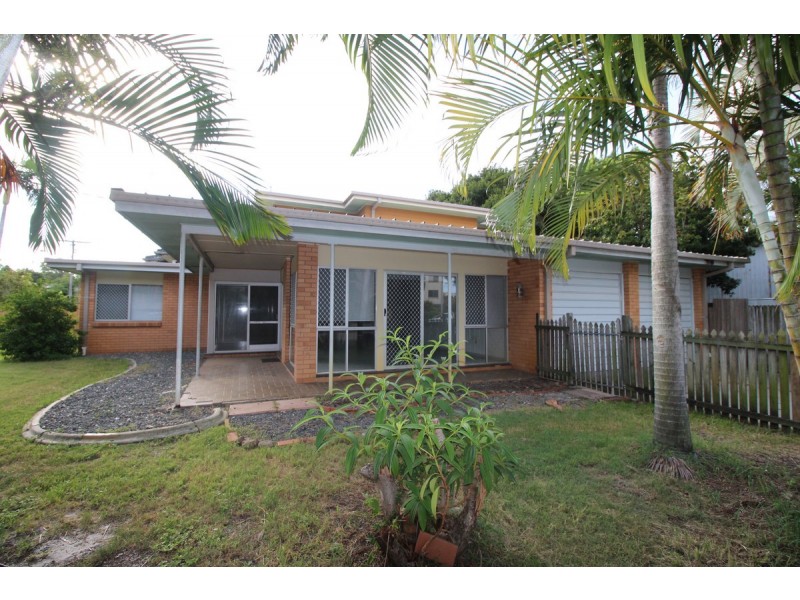 180 Muir Street, Labrador QLD 4215