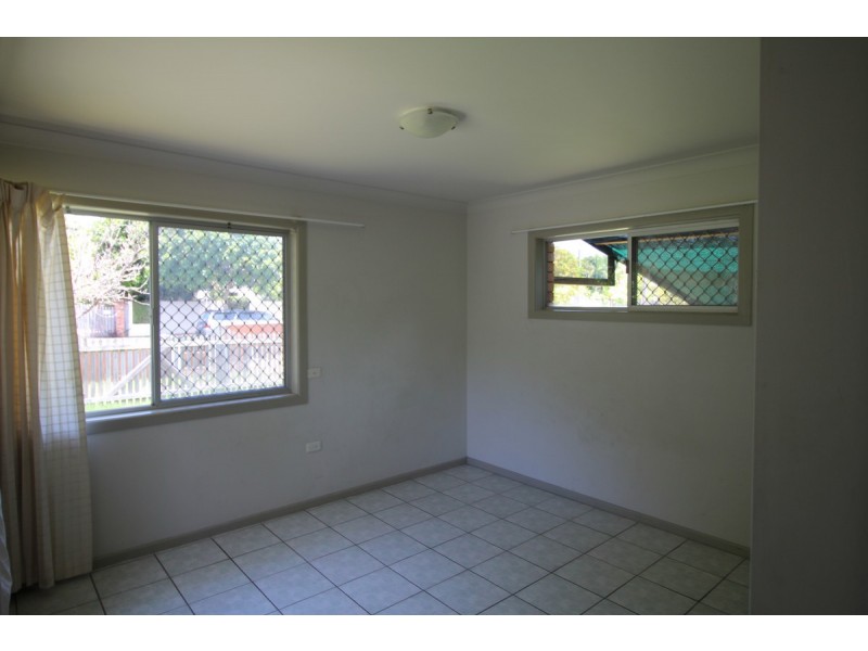 180 Muir Street, Labrador QLD 4215