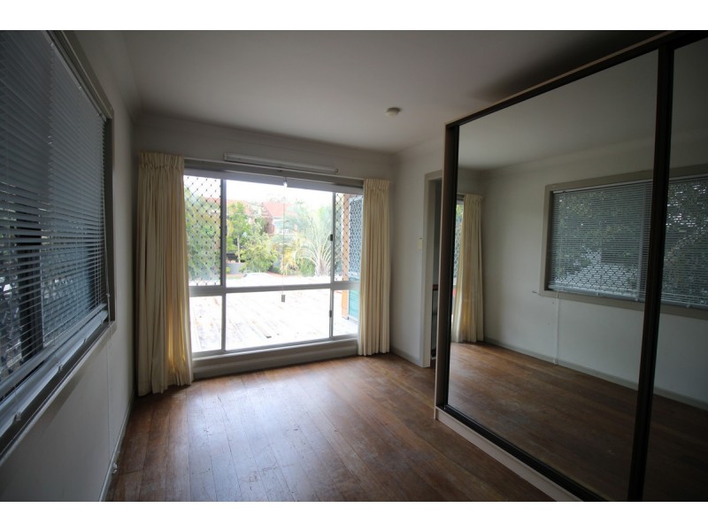 180 Muir Street, Labrador QLD 4215