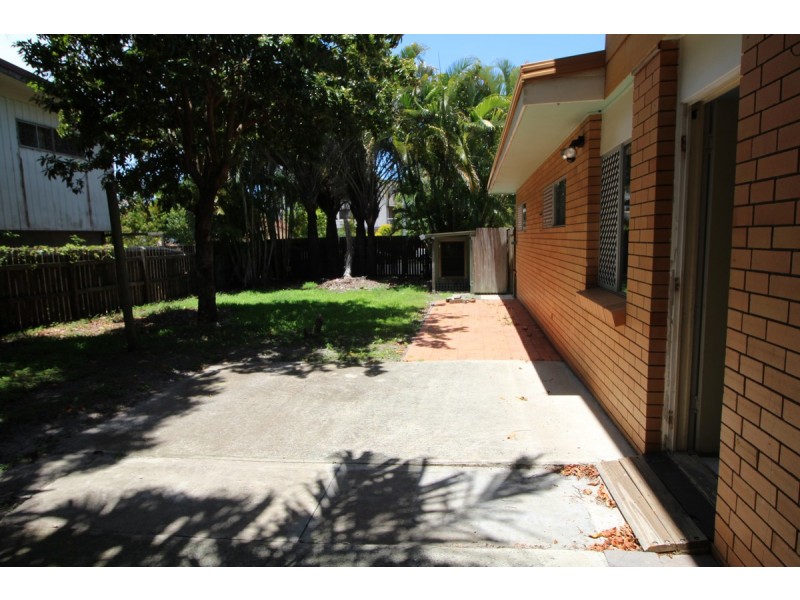 180 Muir Street, Labrador QLD 4215