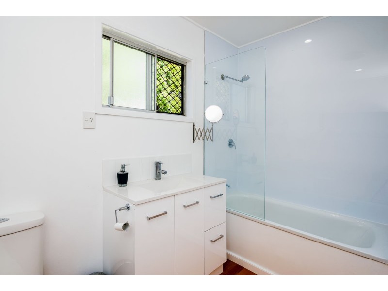 3 Cabarita Street, Biggera Waters QLD 4216