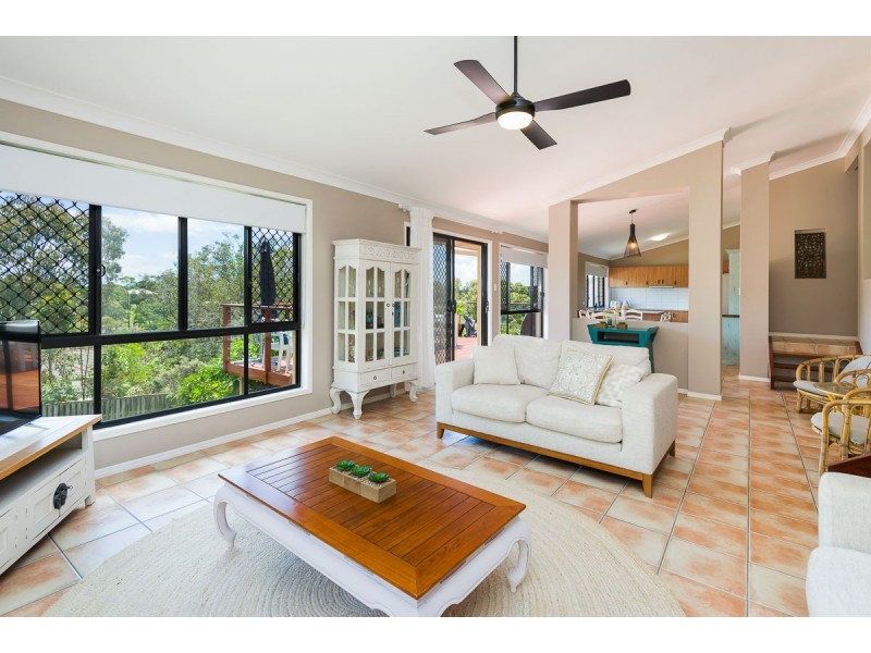 20 Bonin Close, Pacific Pines QLD 4211