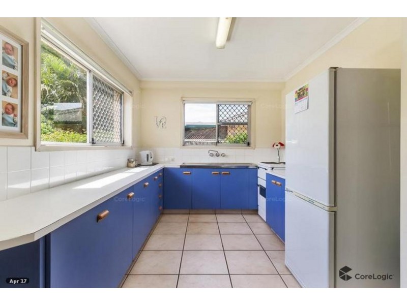 4/39 Middle Street, Labrador QLD 4215