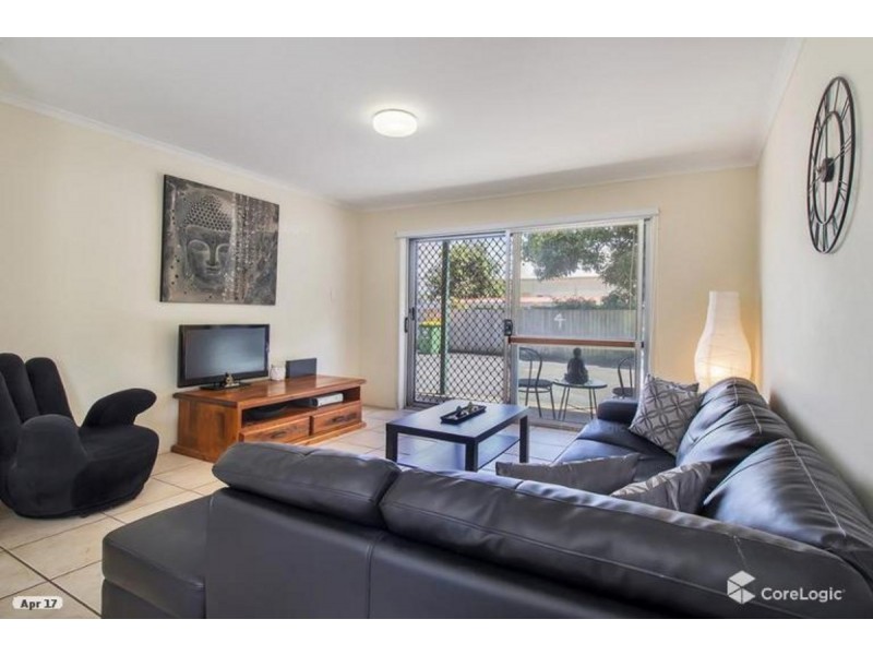 4/39 Middle Street, Labrador QLD 4215