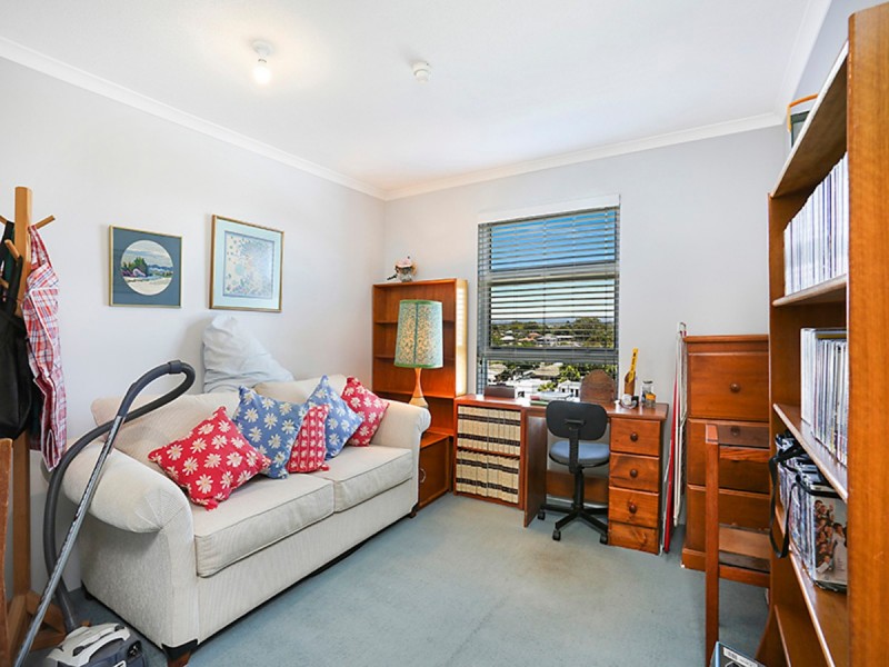 14/204 Marine Parade, Labrador QLD 4215