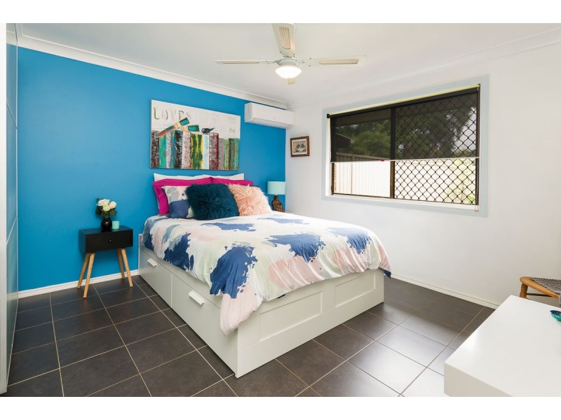 2/16 Maiala Close, Paradise Point QLD 4216