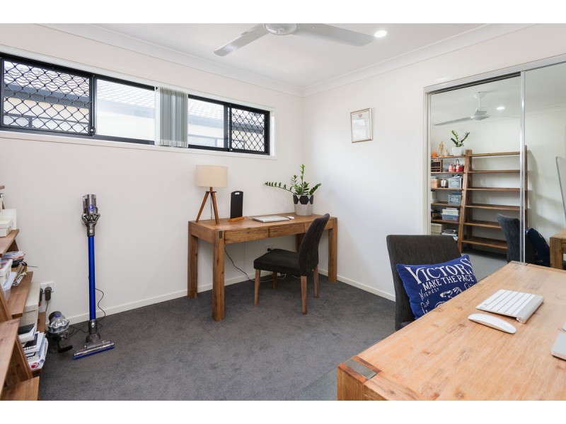 1/9 Broadwater Street, Runaway Bay QLD 4216