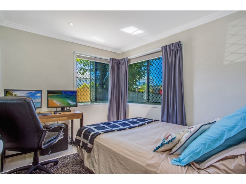 8/3-5 Bradford Street, Labrador QLD 4215