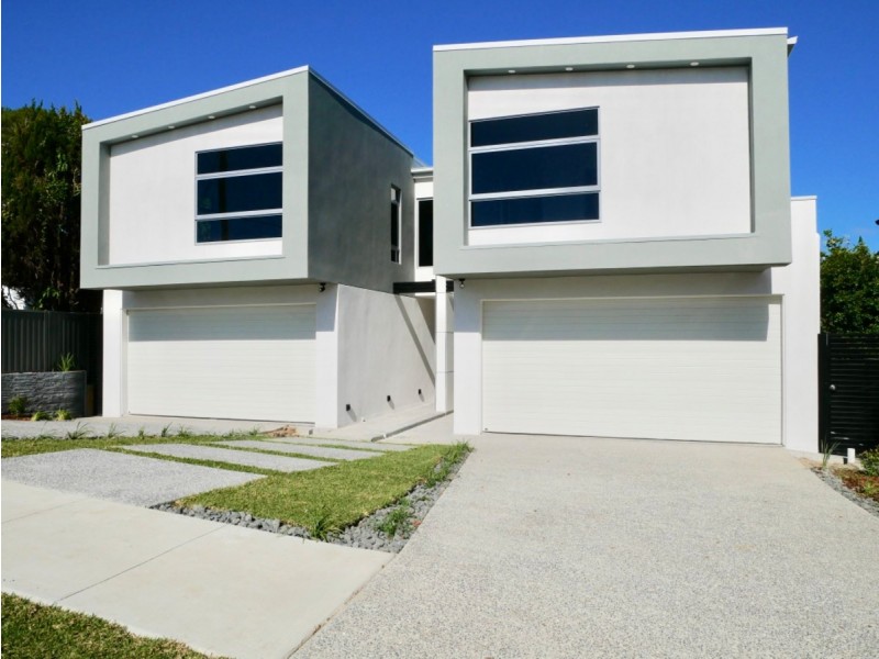 3 Kenmar Street, Labrador QLD 4215