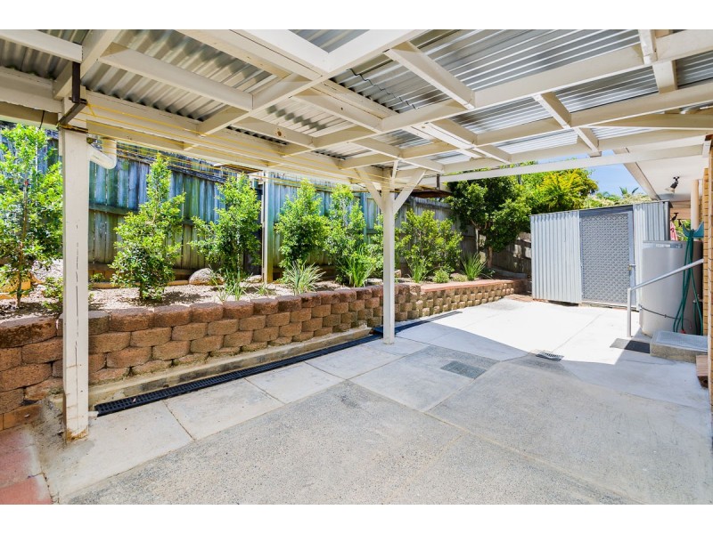 3/137 Olsen Avenue, Labrador QLD 4215