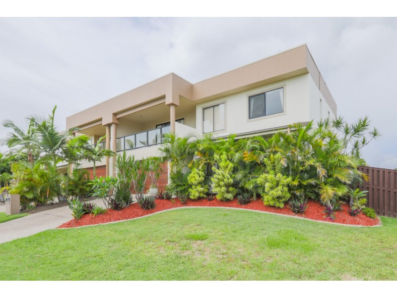 2/54 Codrington Circuit, Pacific Pines QLD 4211