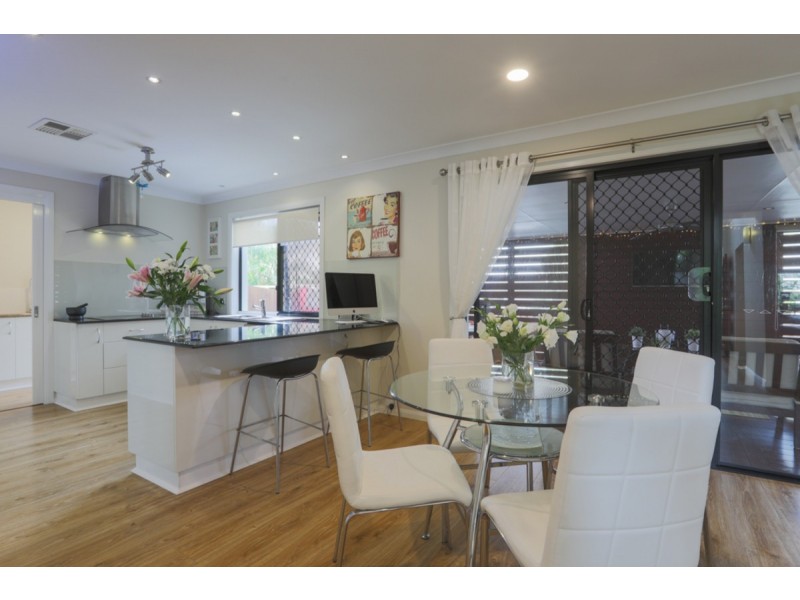 2/54 Codrington Circuit, Pacific Pines QLD 4211