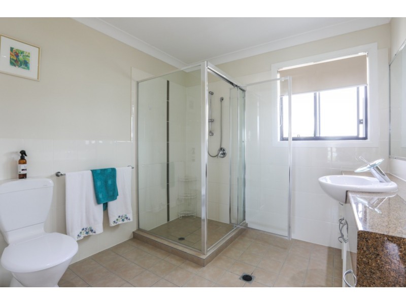 2/54 Codrington Circuit, Pacific Pines QLD 4211