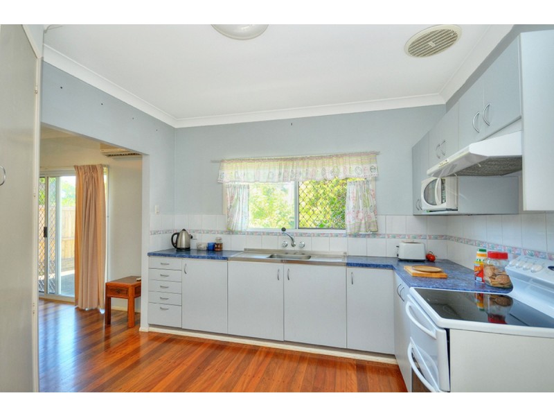 15 Nevenia Street, Labrador QLD 4215