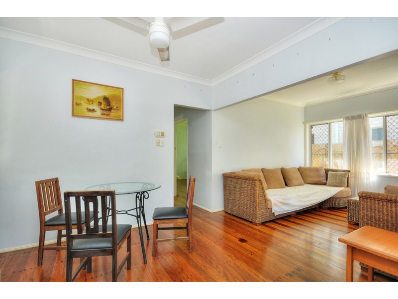 15 Nevenia Street, Labrador QLD 4215