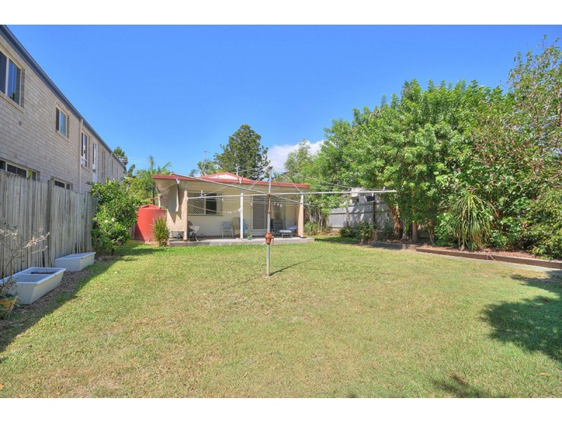 15 Nevenia Street, Labrador QLD 4215