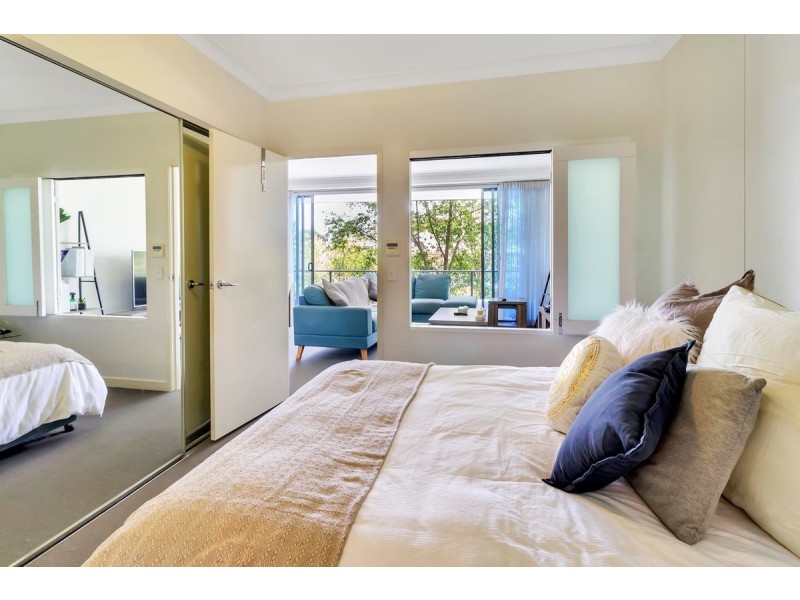 204/430 Marine Parade, Biggera Waters QLD 4216