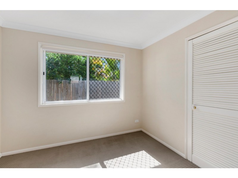 1/35 Kenny Drive, Labrador QLD 4215