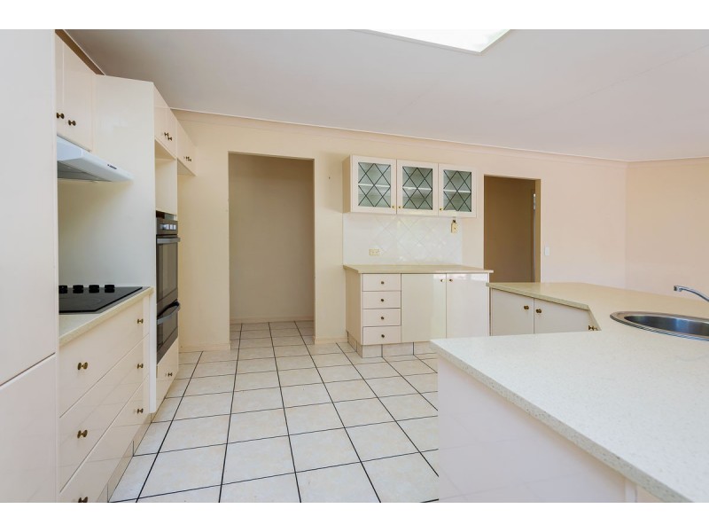 14 Pickworth Court, Parkwood QLD 4214