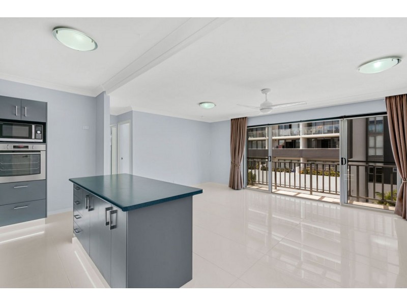 13/18-22 Parker Street, Labrador QLD 4215