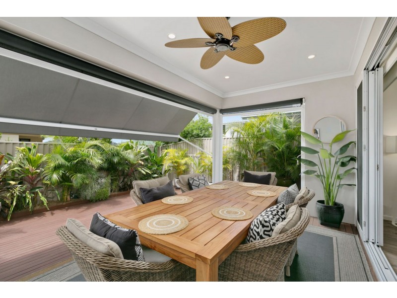 2/19 Cawthray Street, Biggera Waters QLD 4216