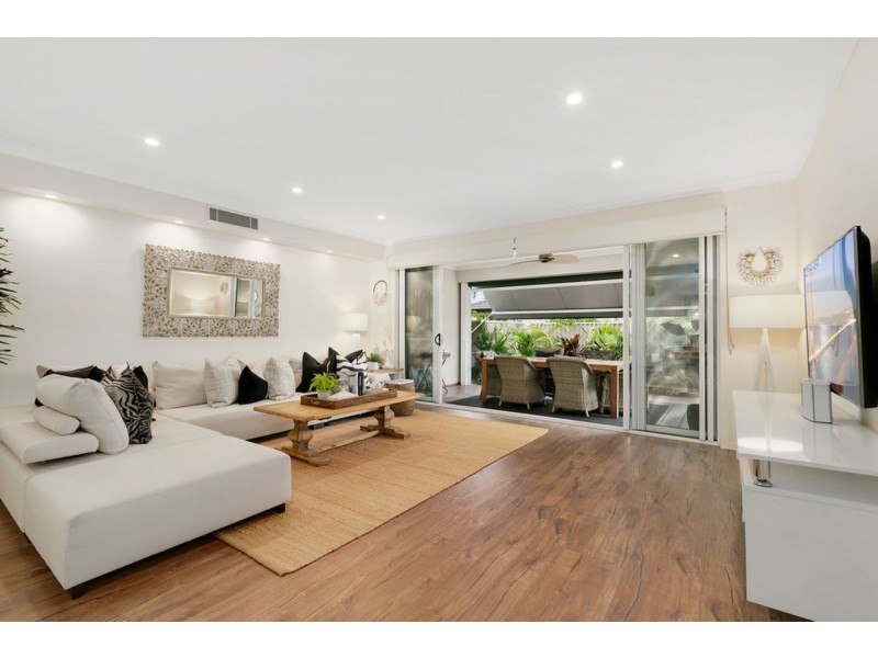 2/19 Cawthray Street, Biggera Waters QLD 4216