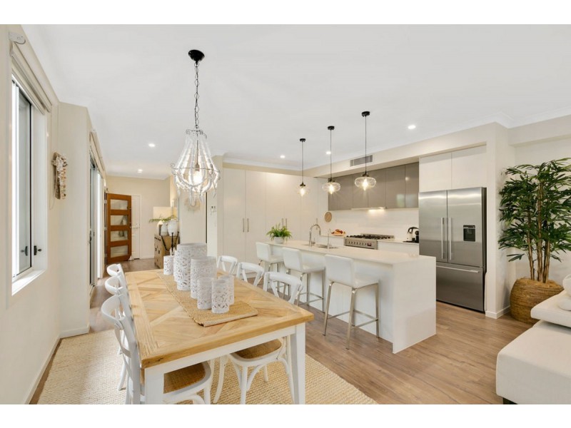 2/19 Cawthray Street, Biggera Waters QLD 4216