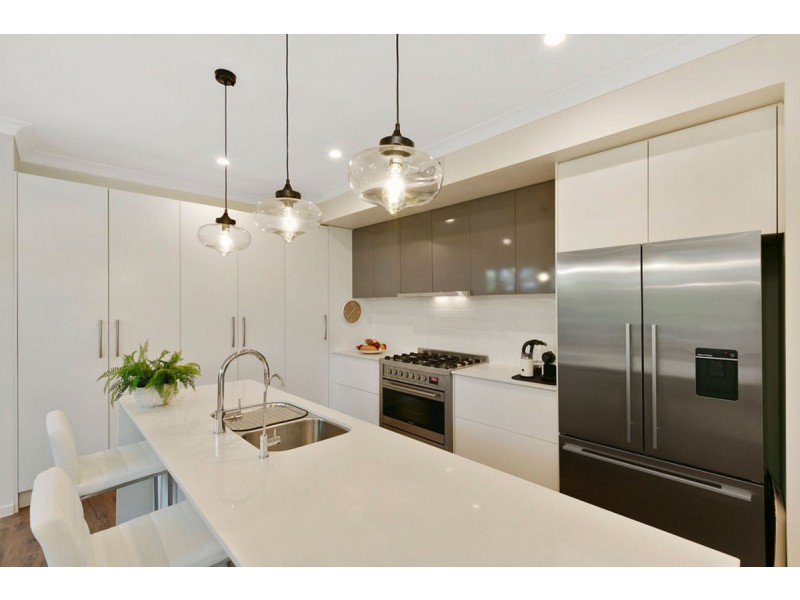 2/19 Cawthray Street, Biggera Waters QLD 4216