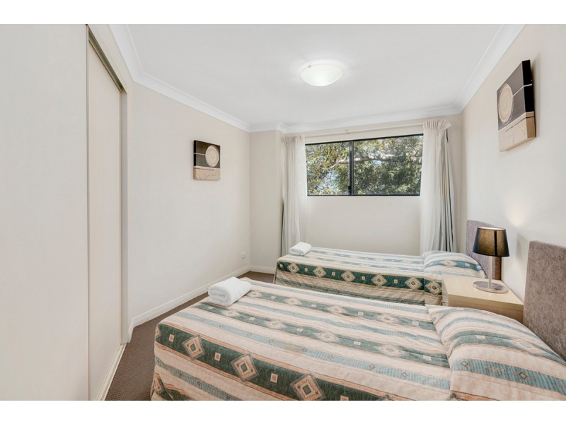 307/392 Marine Parade, Labrador QLD 4215