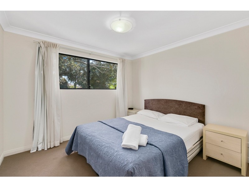 307/392 Marine Parade, Labrador QLD 4215