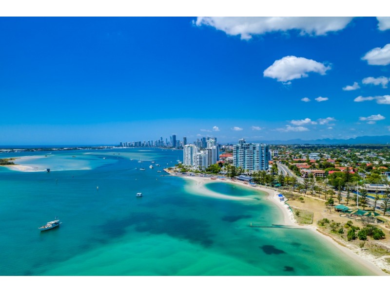 307/392 Marine Parade, Labrador QLD 4215