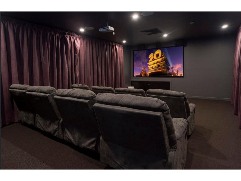 635/64-68 Sickle Avenue, Hope Island QLD 4212