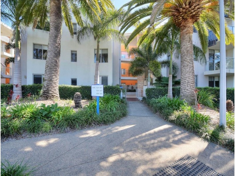 635/64-68 Sickle Avenue, Hope Island QLD 4212