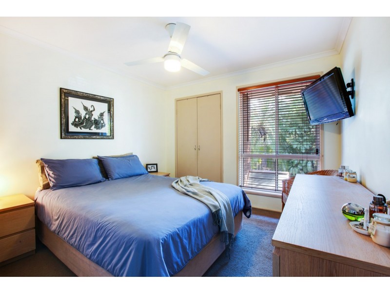 1/79 Usher Avenue, Labrador QLD 4215