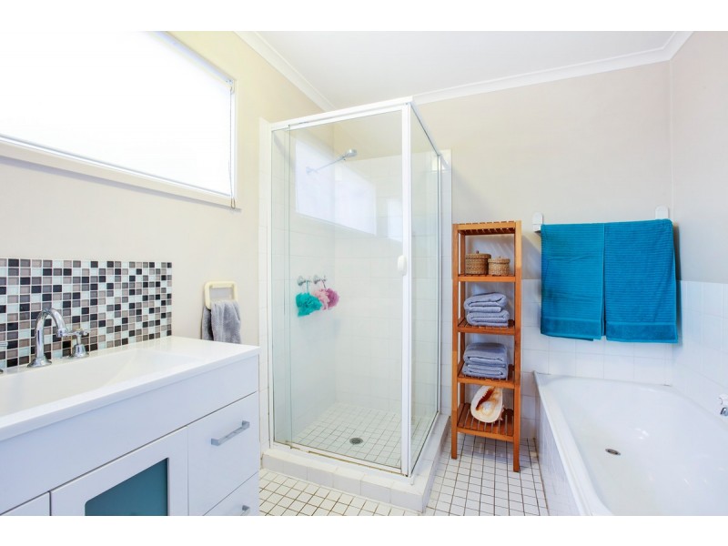 1/79 Usher Avenue, Labrador QLD 4215