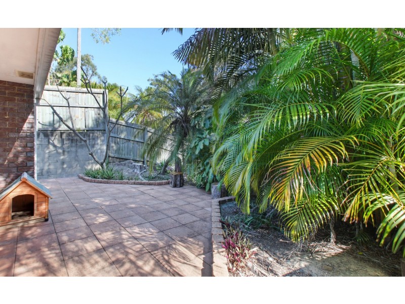 1/79 Usher Avenue, Labrador QLD 4215