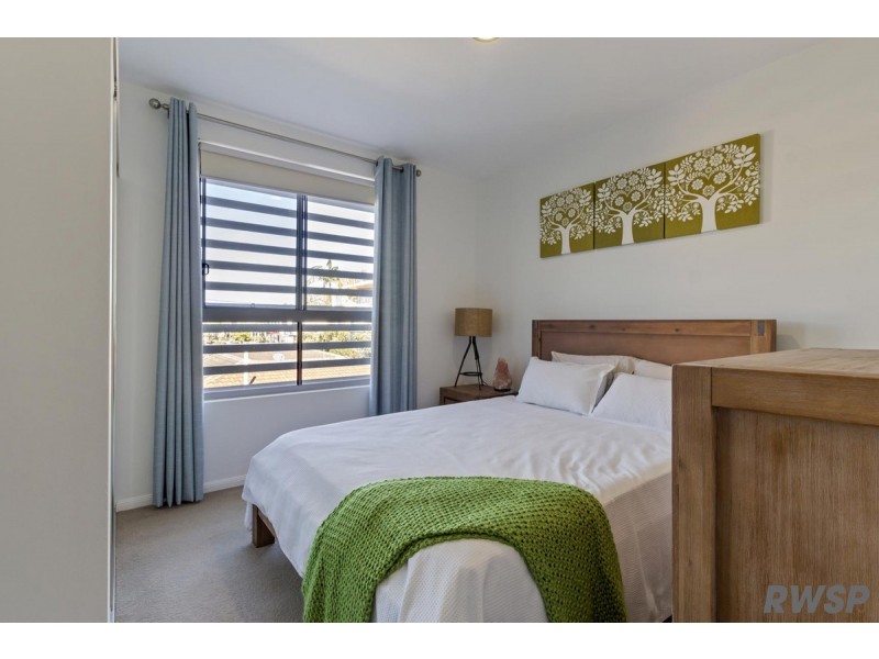 6/8-10 Victor Avenue, Paradise Point QLD 4216