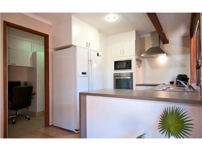 1/15 Morinda Way, Labrador QLD 4215