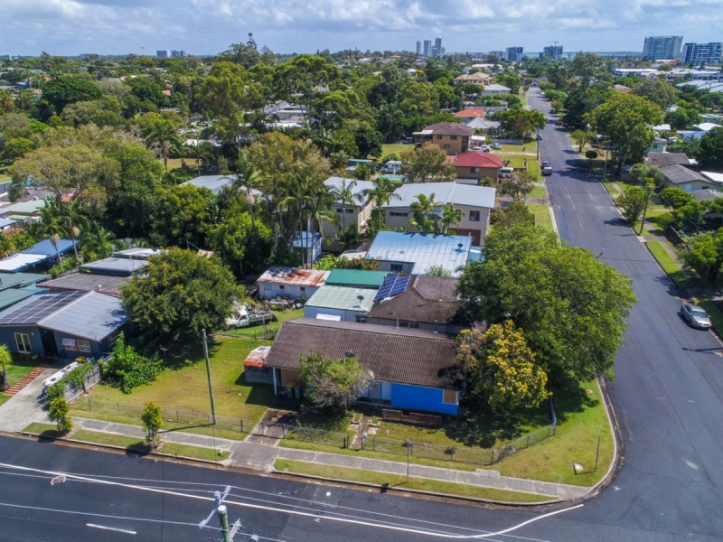 57 Robert Street, Labrador QLD 4215