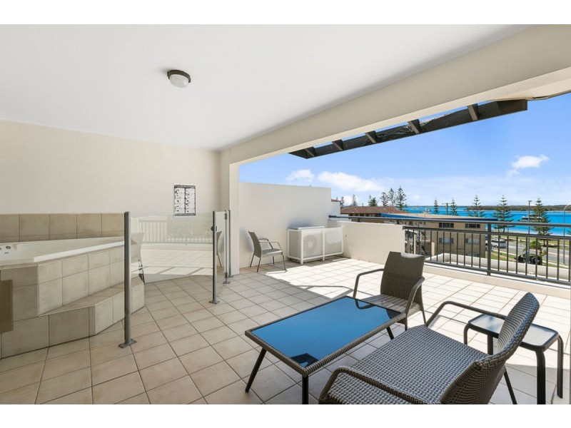 312/392 Marine Parade, Labrador QLD 4215