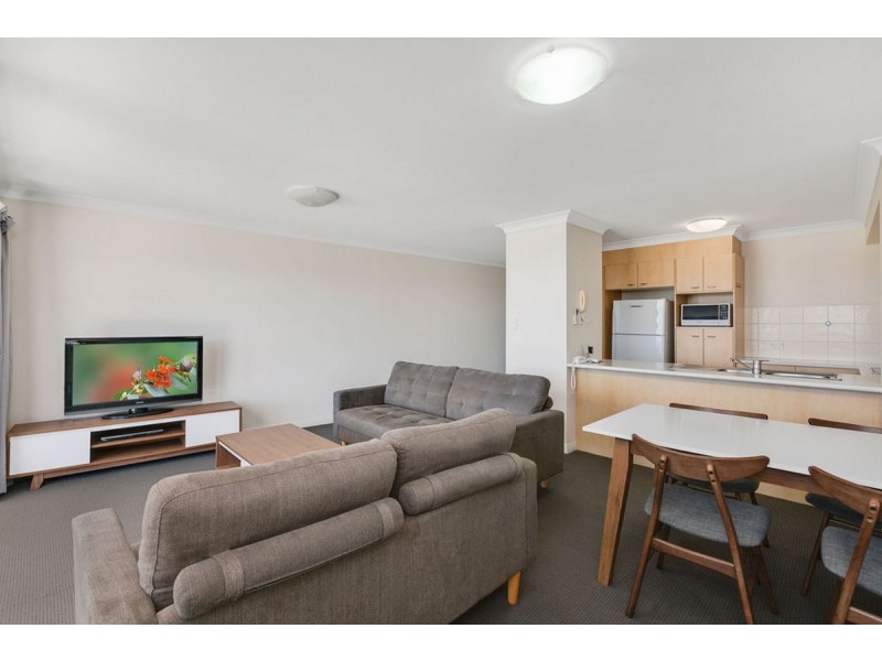 312/392 Marine Parade, Labrador QLD 4215