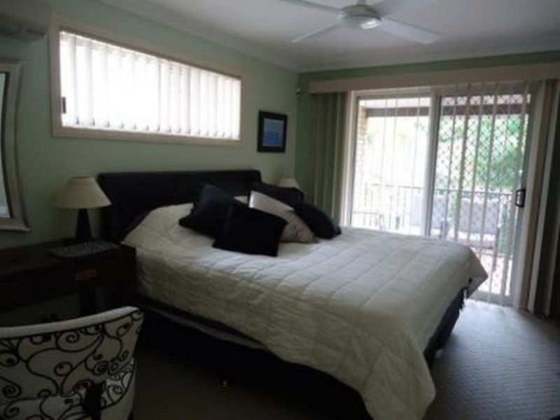 11 Thyme Court, Runaway Bay QLD 4216