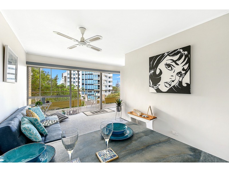 14/224 Marine Parade, Labrador QLD 4215