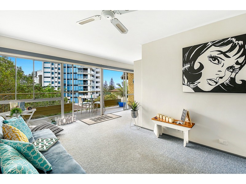 14/224 Marine Parade, Labrador QLD 4215