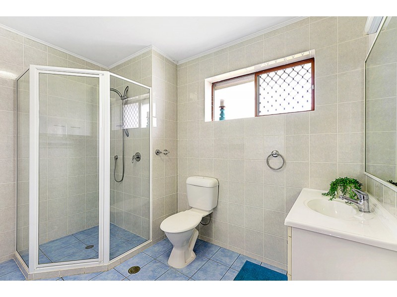 14/224 Marine Parade, Labrador QLD 4215