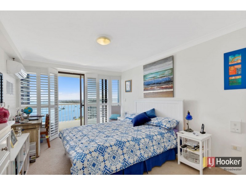 66/21 Bayview Street, Runaway Bay QLD 4216